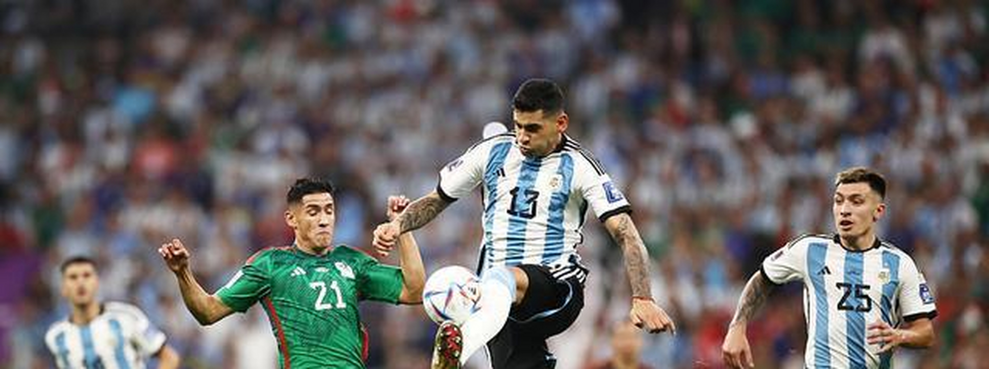 阿根廷碾压比利时，莱万点燃赛场