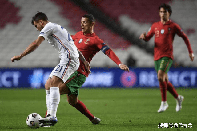 葡萄牙轻取法国,戈麦斯刷新纪录 葡萄牙轻取法国,戈麦斯刷新纪录