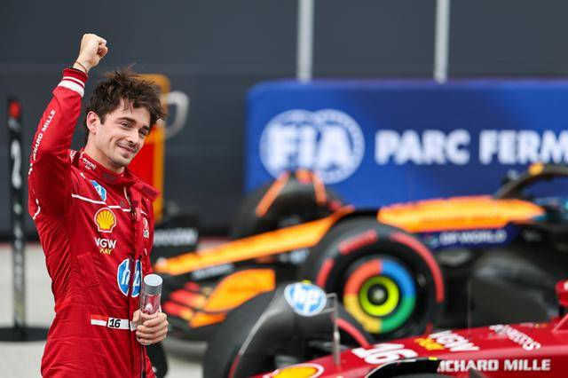 雷诺车队横扫红牛二队,勒克莱尔刷新纪录 雷诺车队横扫红牛二队,勒克莱尔刷新纪录