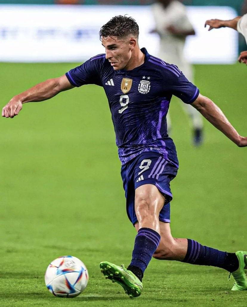 那不勒斯翻盘马赛，阿尔瓦雷斯关键制胜