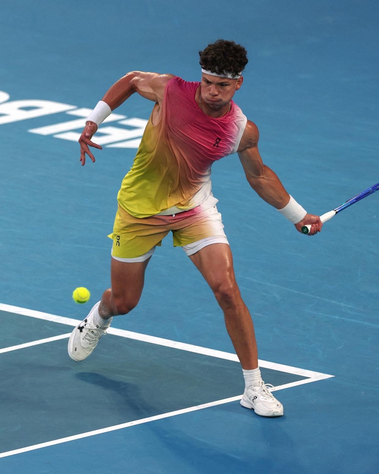 澳网力克法网，辛纳点燃赛场