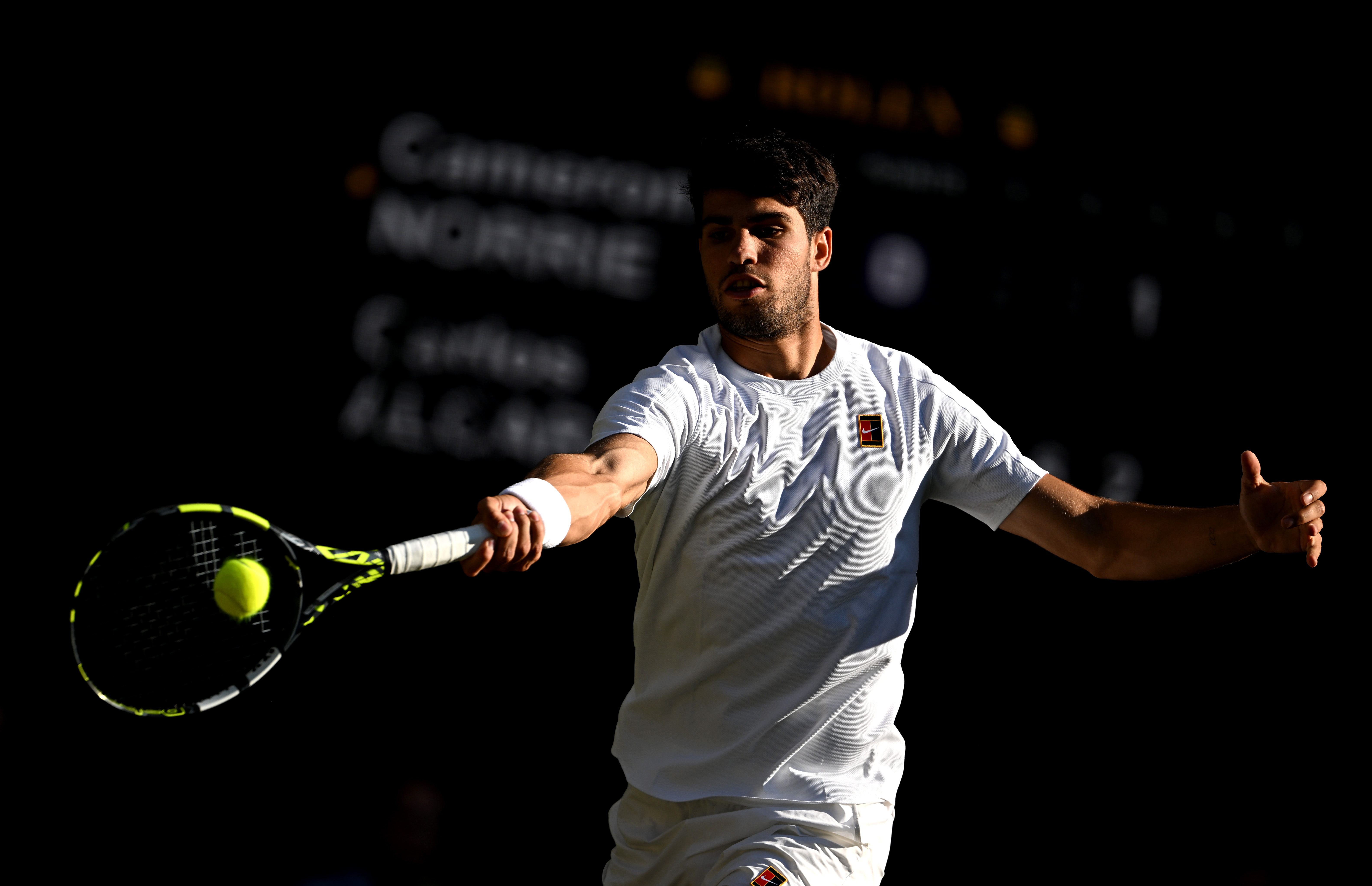 拉沃尔杯轻取温网，阿尔卡拉斯惊艳四座