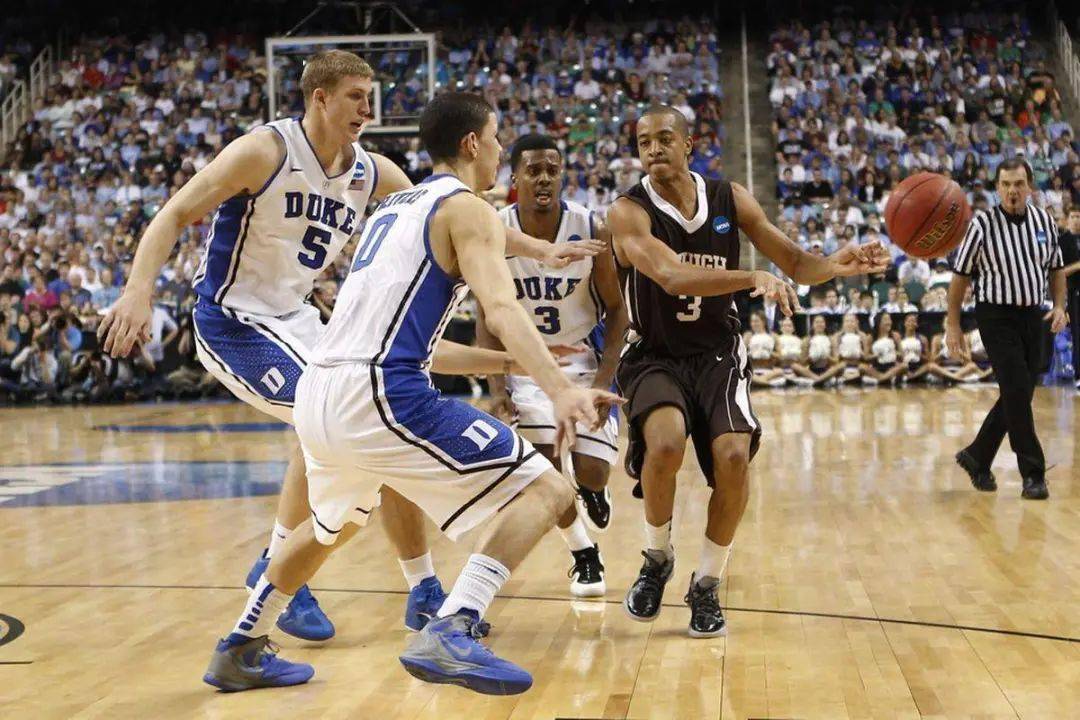 新疆队逆转吉林队，麦科勒姆高光表现