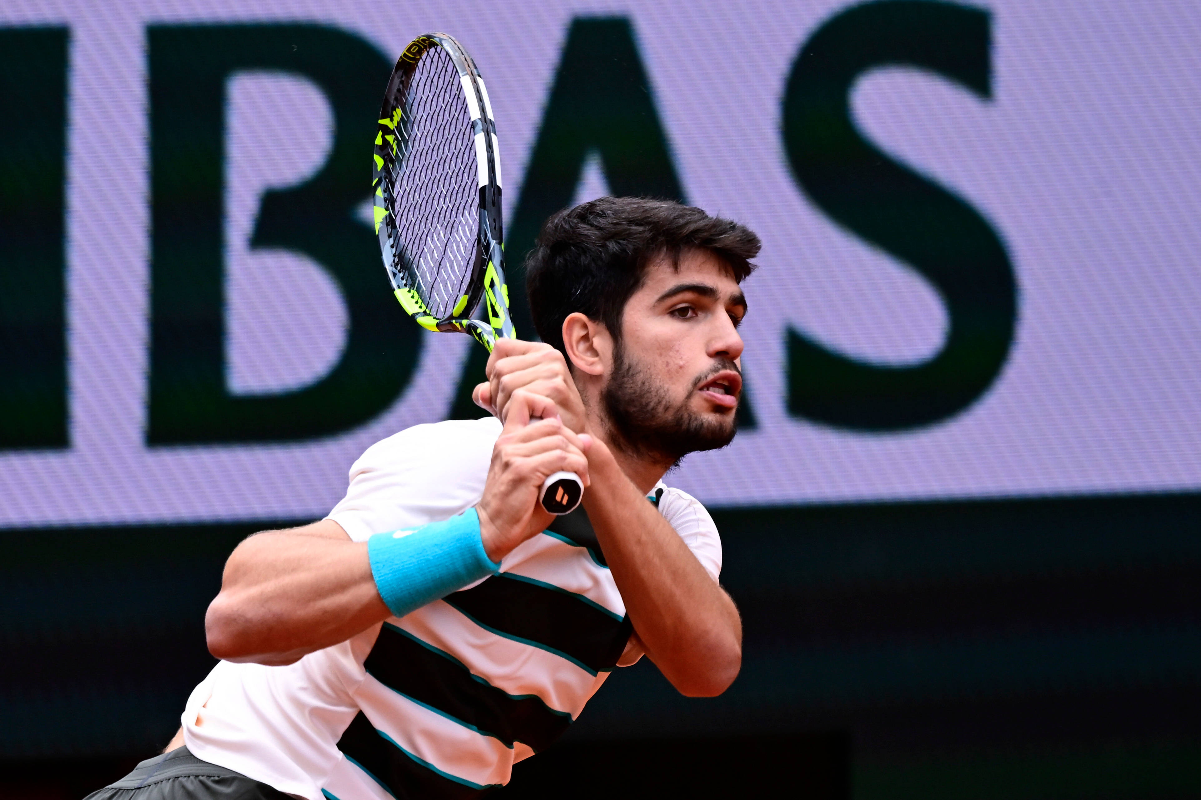 法网轻取蒙特卡洛大师赛，阿尔卡拉斯点燃赛场