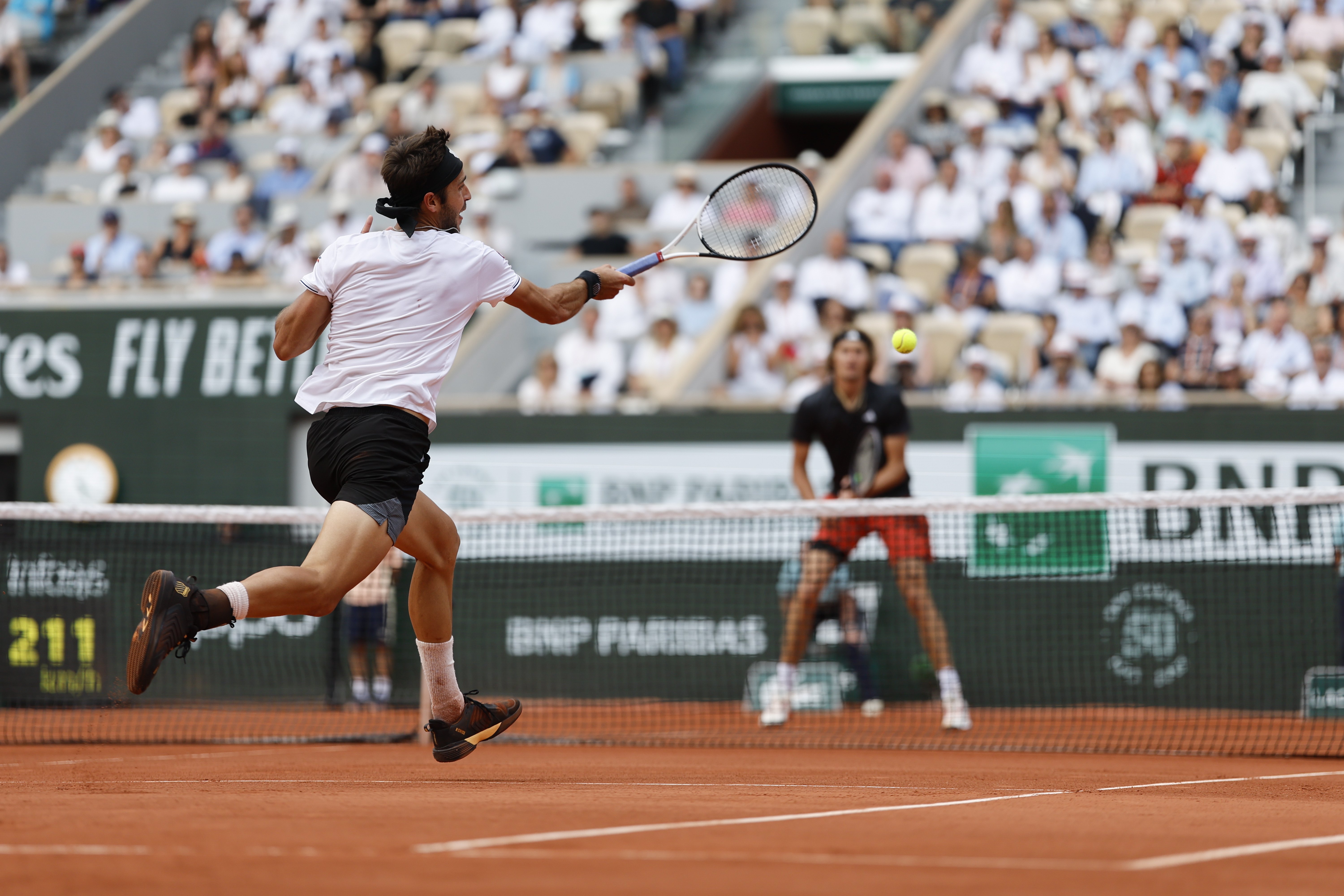 拉沃尔杯翻盘法网，兹维列夫关键制胜